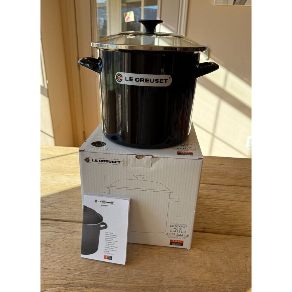 Le Creuset Shiny Black Onyx Enamel Steel 8qt Stockpot w/ glass lid bat decal NEW